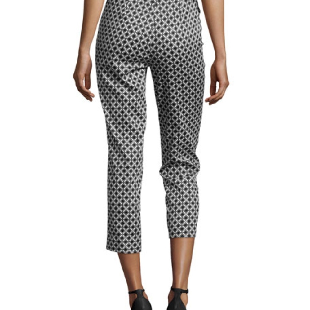 Laundry by Shelli Segal Geometric Print Crop Pant - Picture 2 of 13